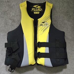 Fluid Women Yellow & Black Life Vest Size US M/L